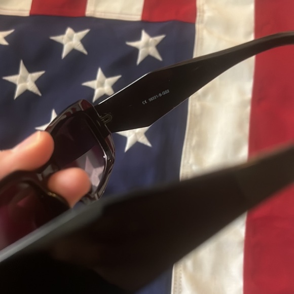 Sunglasses - Picture 13 of 14